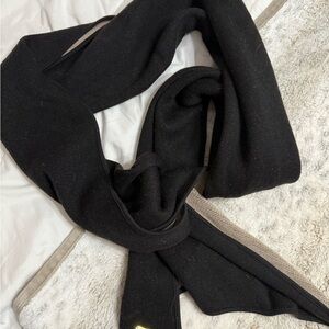 Elegant Calvin Klein Black Scarf